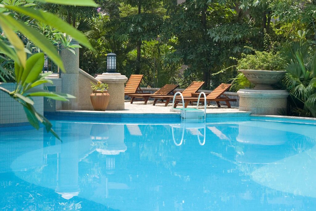 Can You Build a Swimming Pool in the Fall in South Carolina?